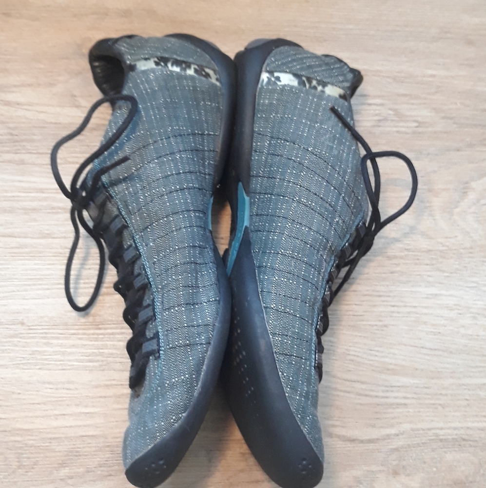 Michelle K Sport Textile Lace Up Sneakers - Size 11 Black/Gray - Picture 9 of 12